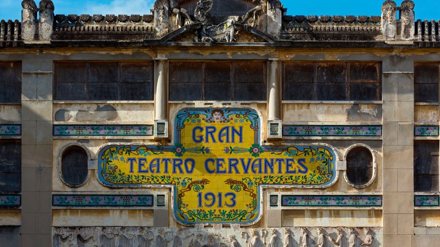 Gran Teatro Cervantes de Tánger: Historia, Cultura y Turismo en Marruecos