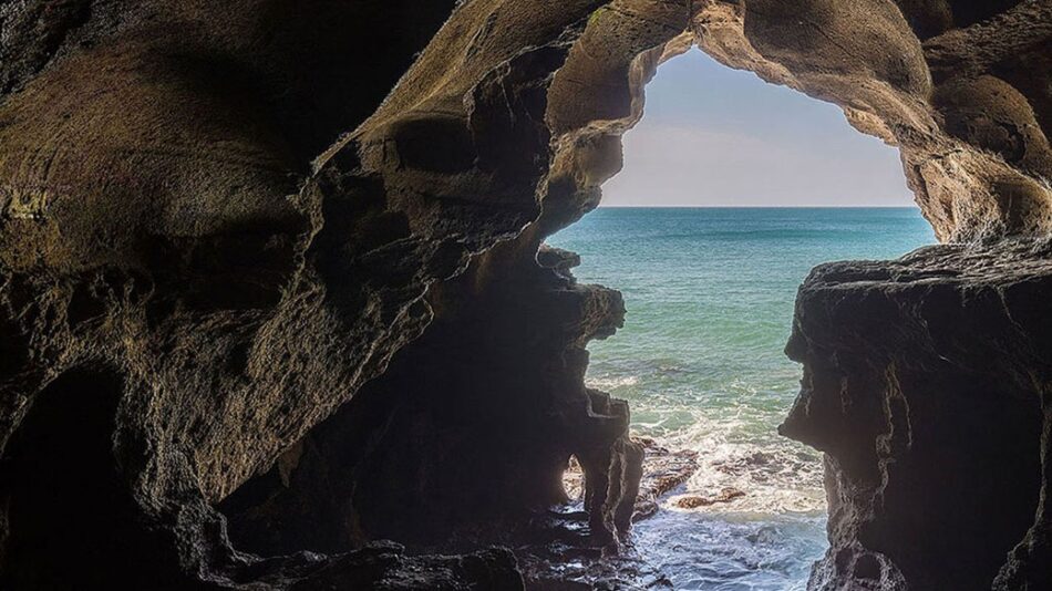 Grotte d’Hercule à Tanger : Lieu Mythique Incontournable au Maroc