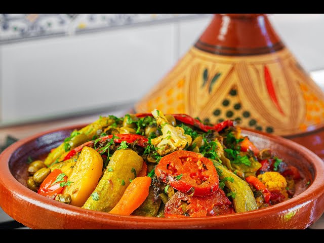 Plato marroqui: guía gastronómica imprescindible para turistas en Marruecos
